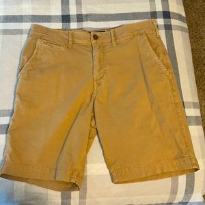 Men’s American Eagle shorts